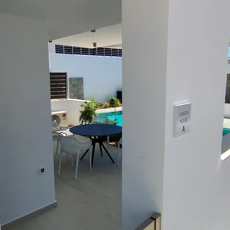 Marina Bay Aparment *